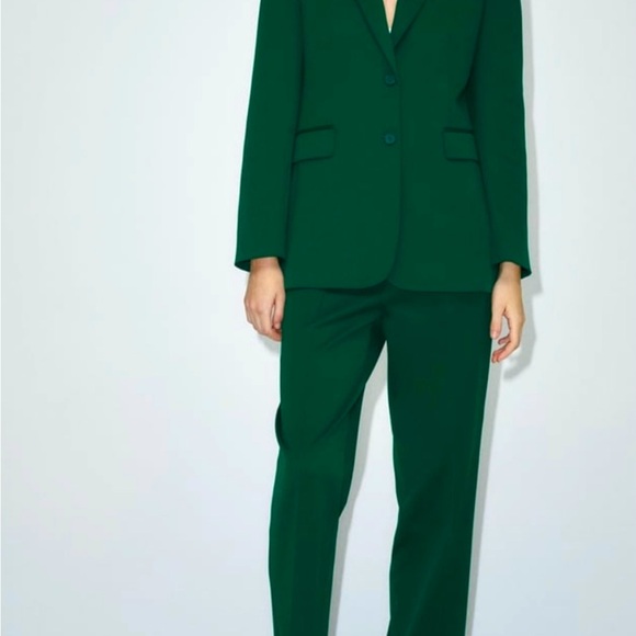 Zara High waist Green Pants - Picture 1 of 3